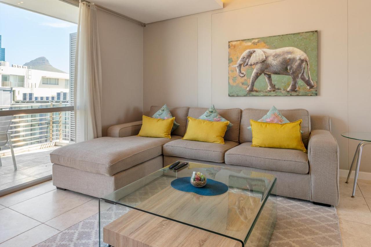 Apartment V&a Waterfront Luxury Residences | Whosting