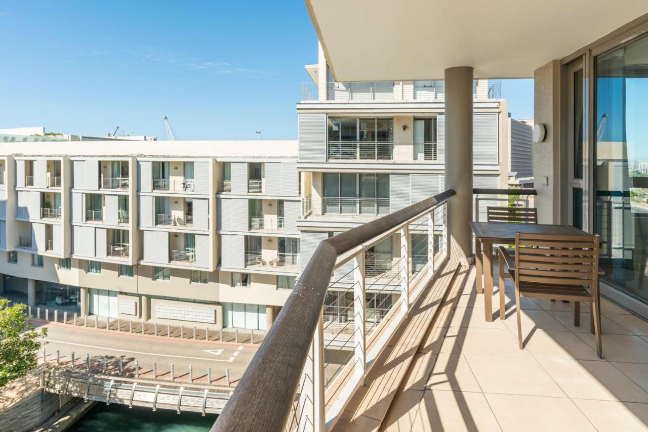 Apartment V&a Waterfront Luxury Residences | Whosting Cape Town